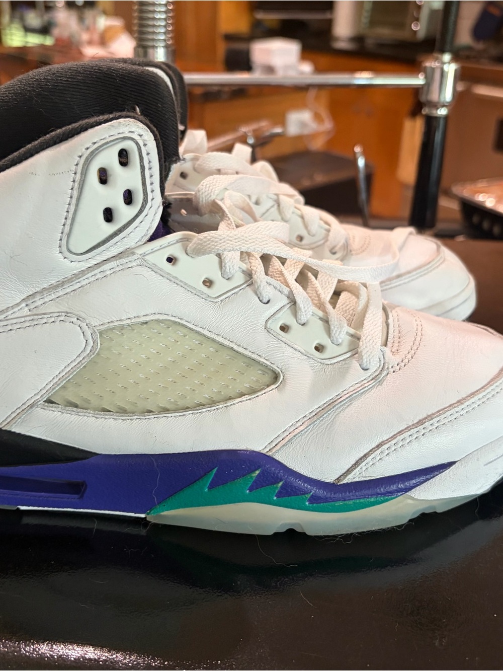 Nike Air Jordan 5 2025 Grape men’s size 7.5 HQ7978-100